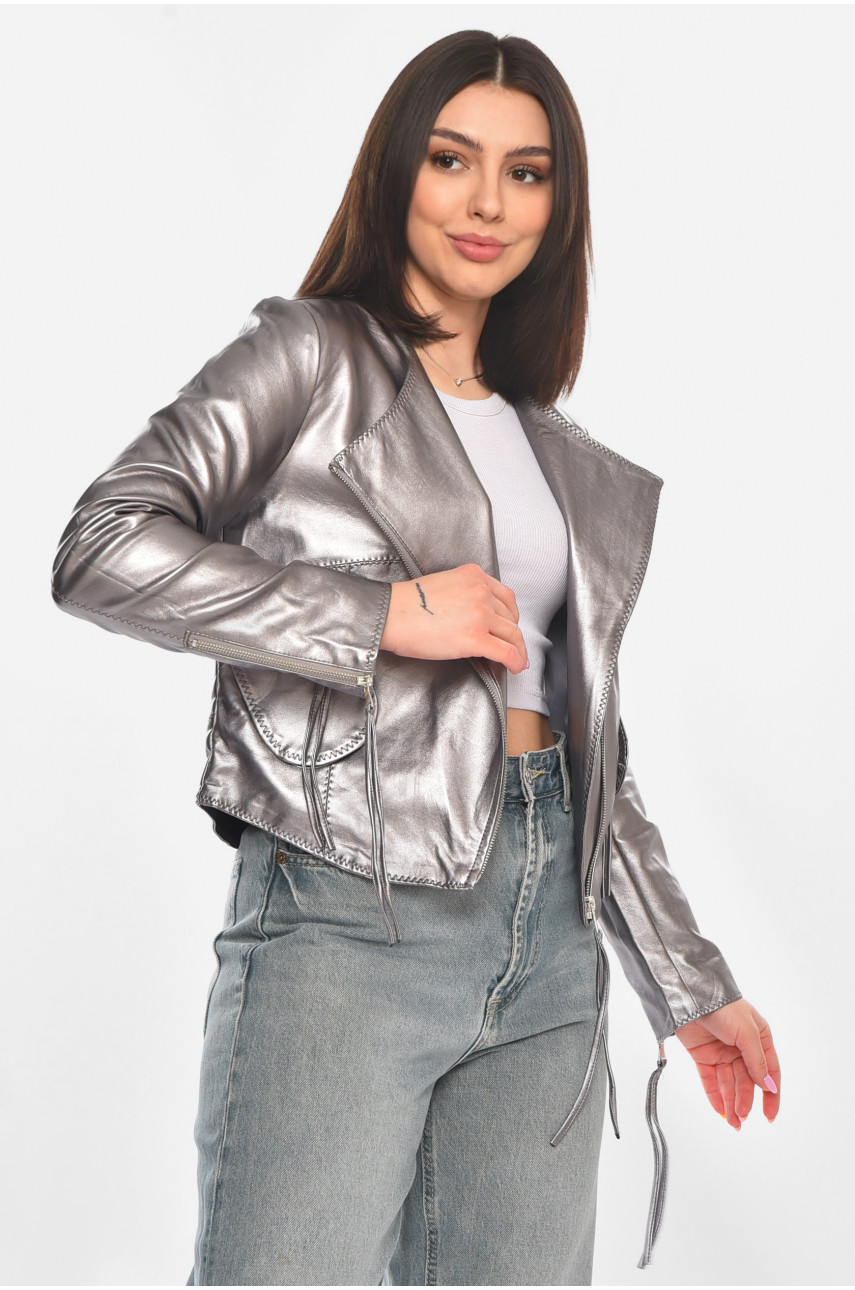 Куртка-косуха женская из экокожи серебристого цвета 1555 210896