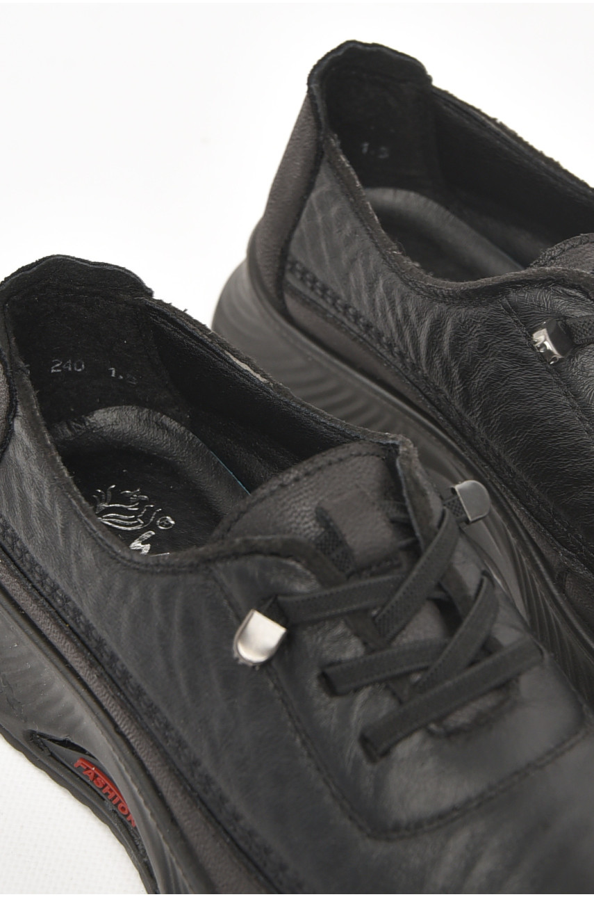 Кроссовки женские черного цвета 05-0 210983