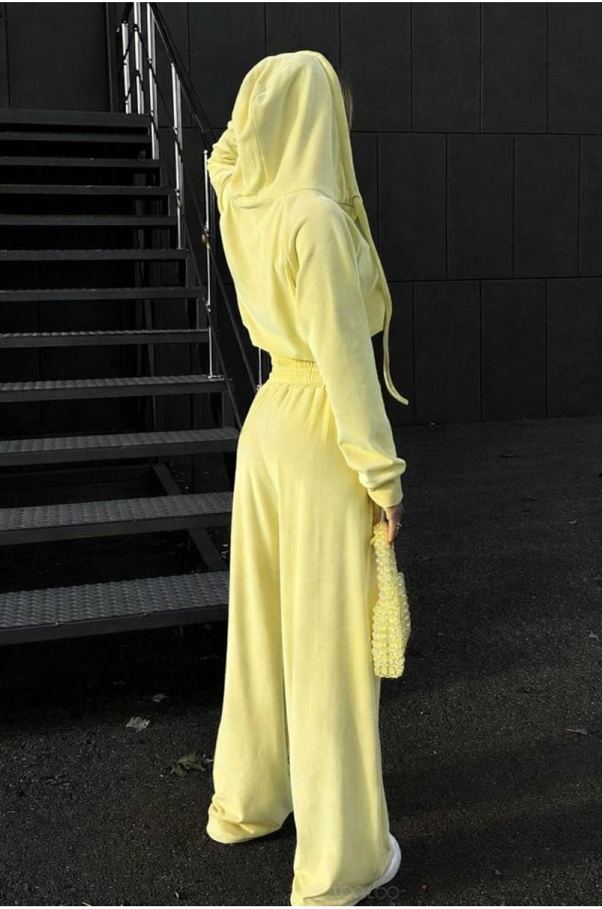 Спортивный костюм женский желтого цвета 1053 210992