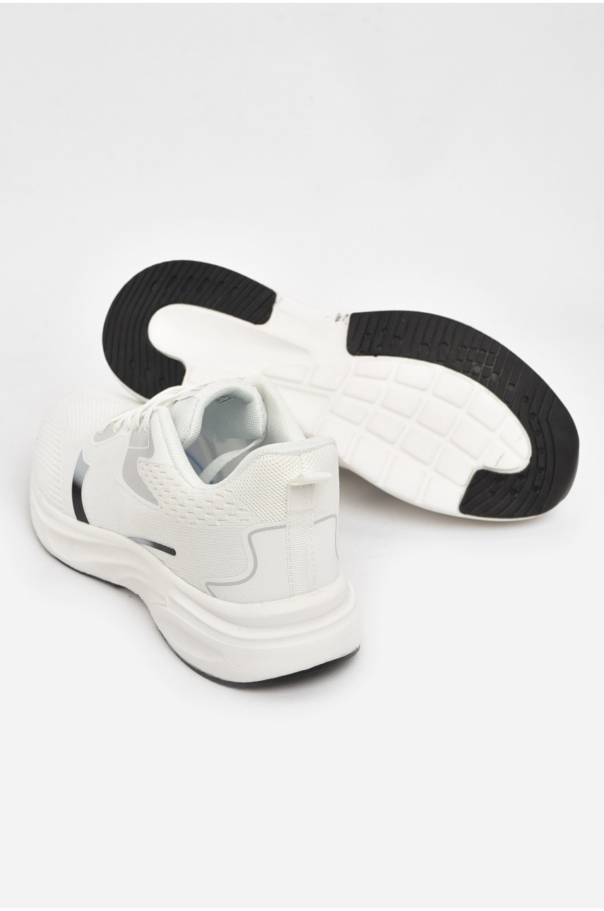 Кроссовки мужские белого цвета 8802 210994