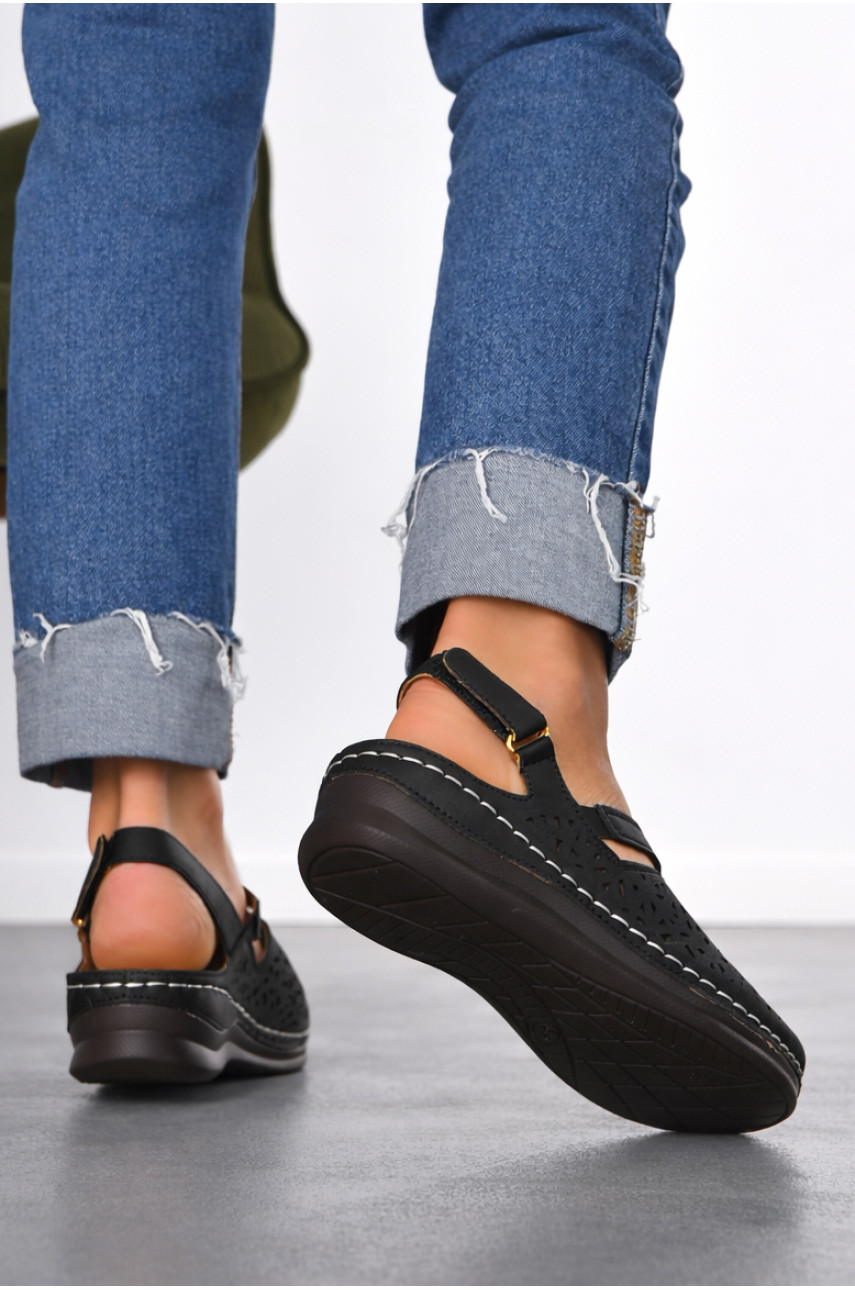 Босоножки женские черного цвета 709 211011