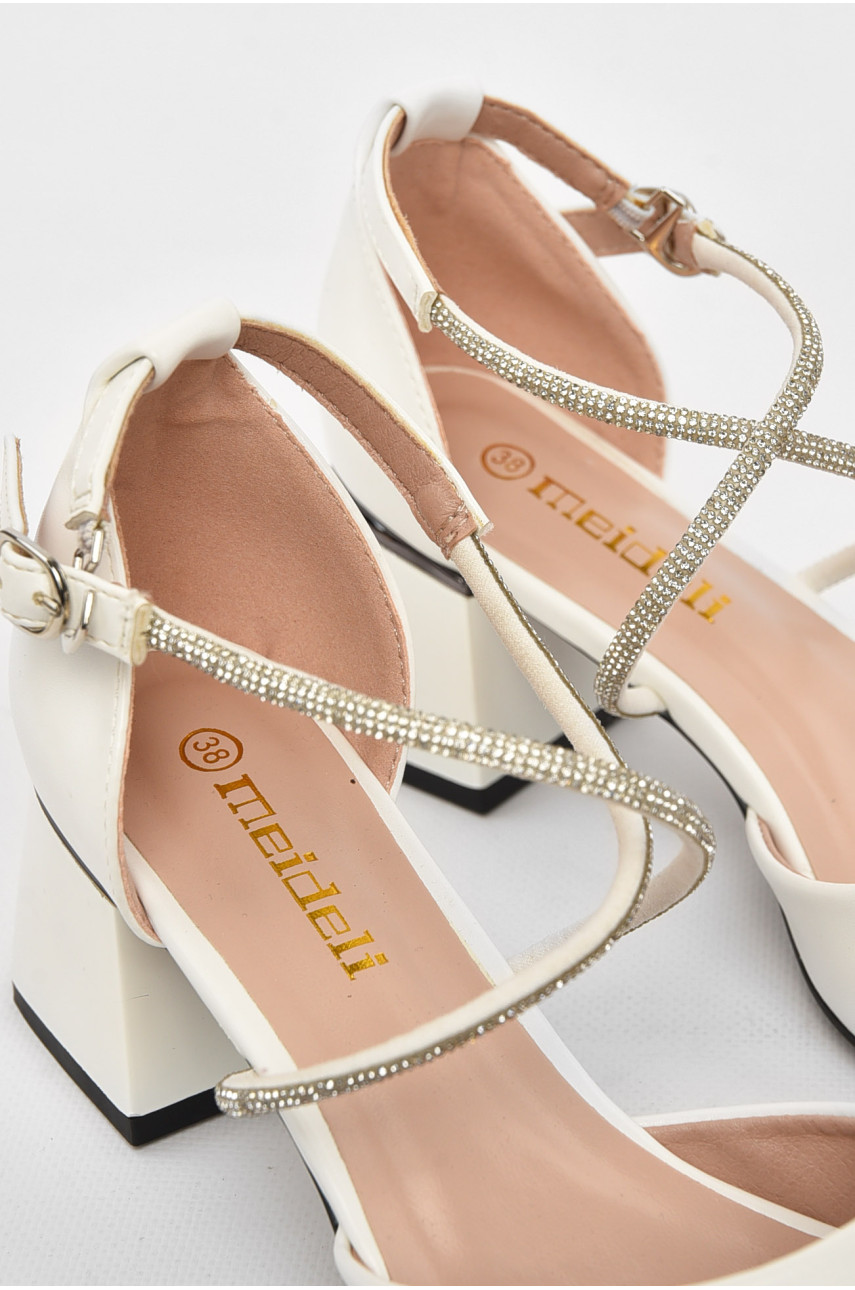 Босоножки женские белого цвета 1230-2 211043