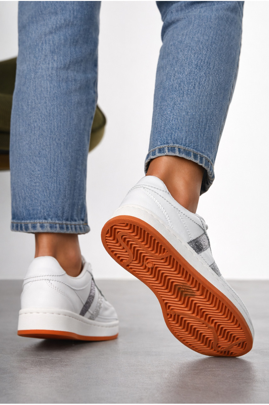 Кроссовки женские белого цвета Уценка 2025-6-2 211093 Кроссовки женские белого цвета Уценка 2025-6-2 211093