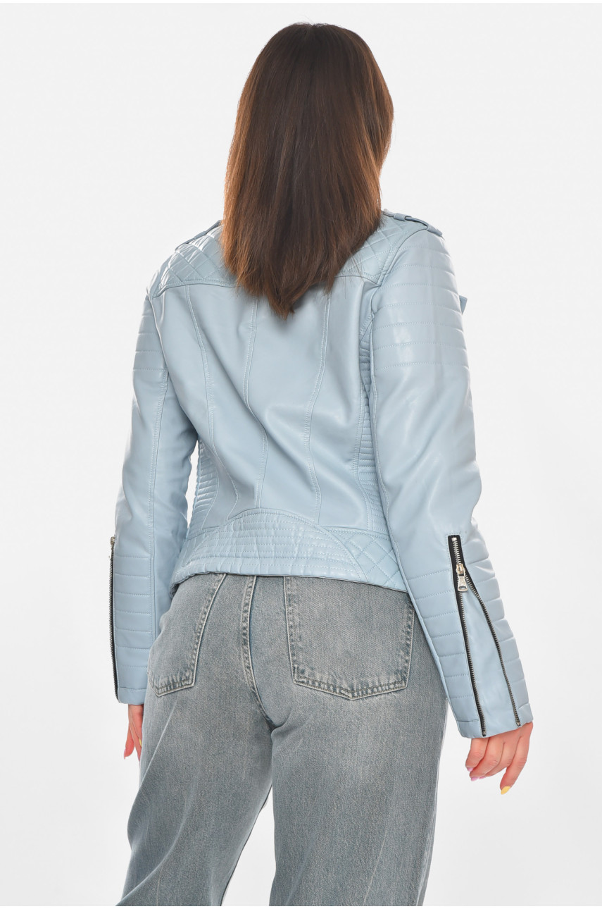 Куртка-косуха женская из экокожи голубого цвета Уценка 1708 211104 Куртка-косуха женская из экокожи голубого цвета Уценка 1708 211104