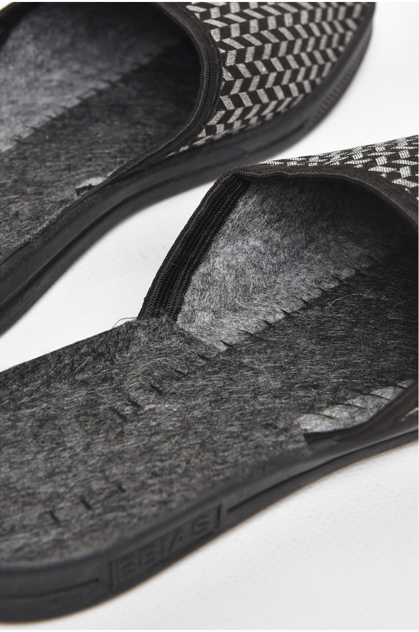 Тапочки женские черного цвета Ебіас асорті 211110 Тапочки женские черного цвета Ебіас асорті 211110