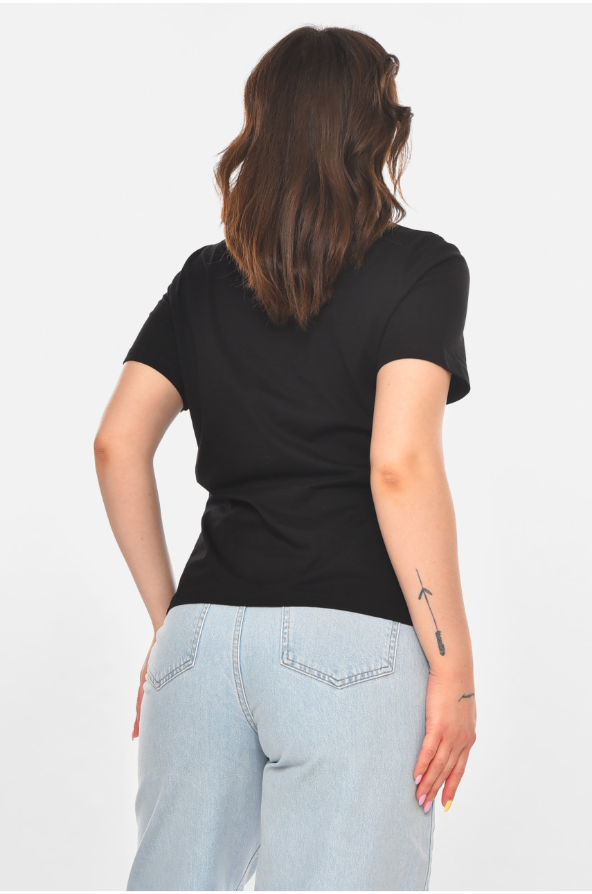 Футболка жіноча чорного кольору з принтом 211160 Футболка жіноча чорного кольору з принтом 211160