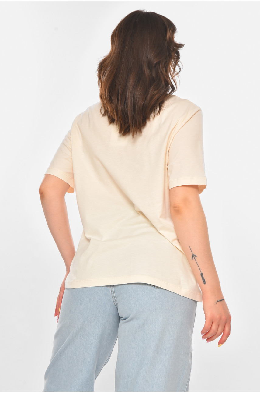 Футболка женская бежевого цвета 211182