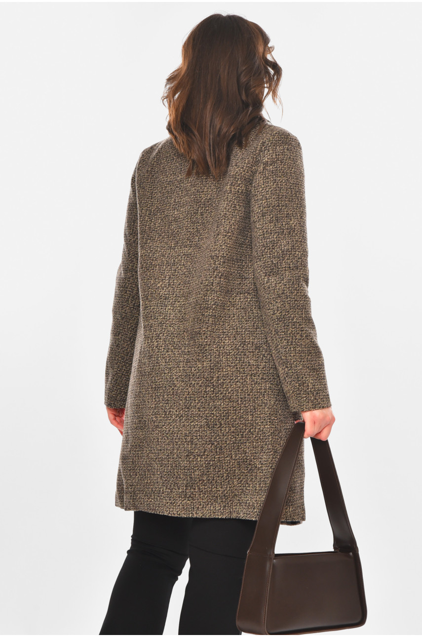 Пальто жіноче однотонне бежевого кольору 801 211200 Пальто жіноче однотонне бежевого кольору 801 211200