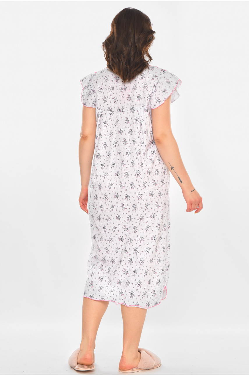 Ночная рубашка женская полубатальная белого цвета с принтом 010 211268