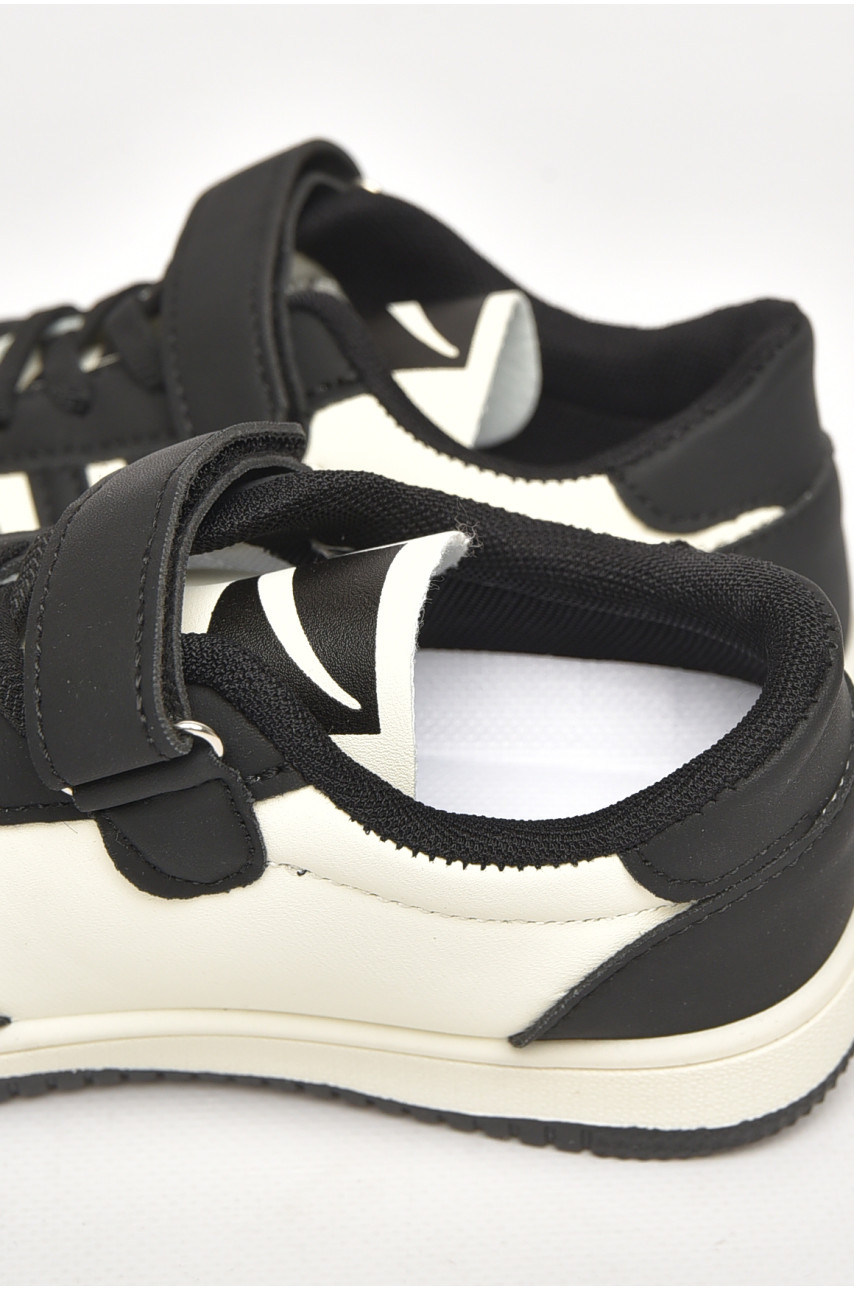 Кросівки дитячі молочного кольору М1-8 211310