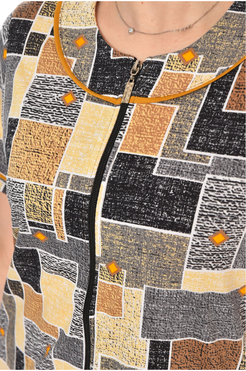 Халат женский полубатальный коричневого цвета с принтом AN-3386 211339