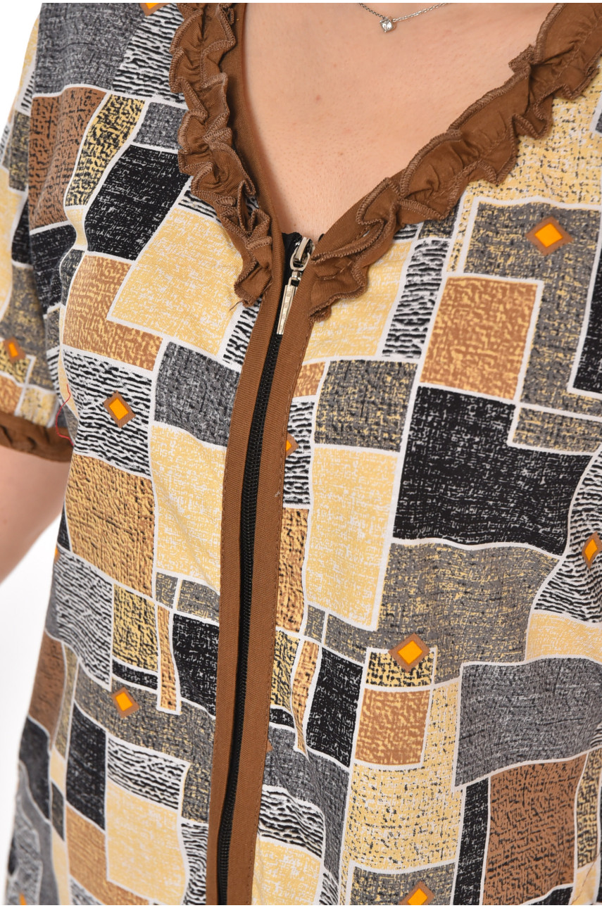 Халат женский полубатальный коричневого цвета с принтом AN-3110 211351