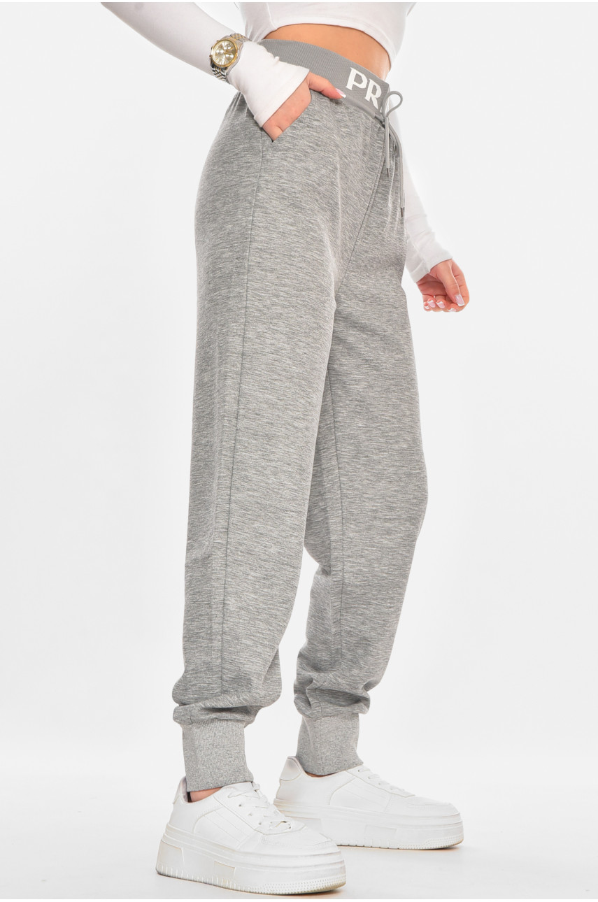 Штани жіночі однотонні сірого кольору 211454