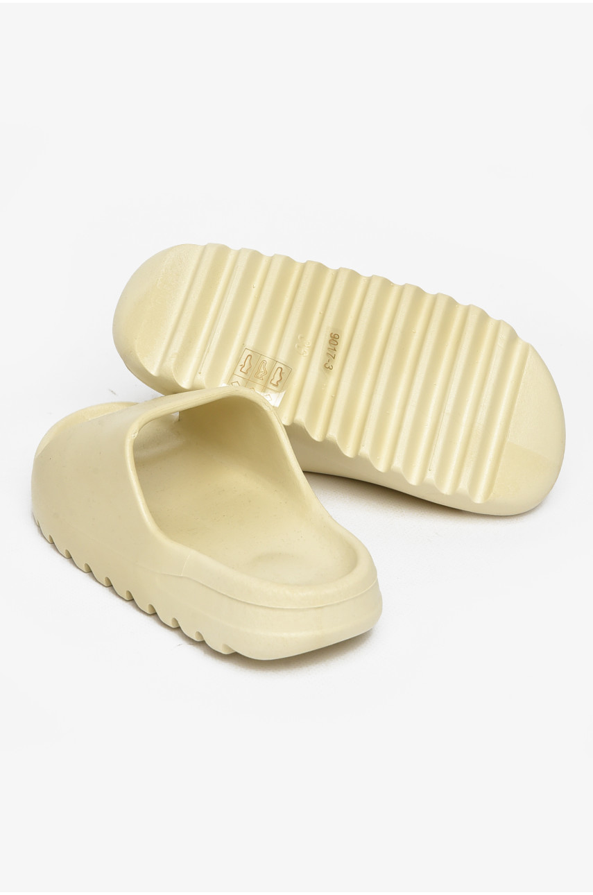 Шлепанцы резиновые женские бежевого цвета 9017-3 212140