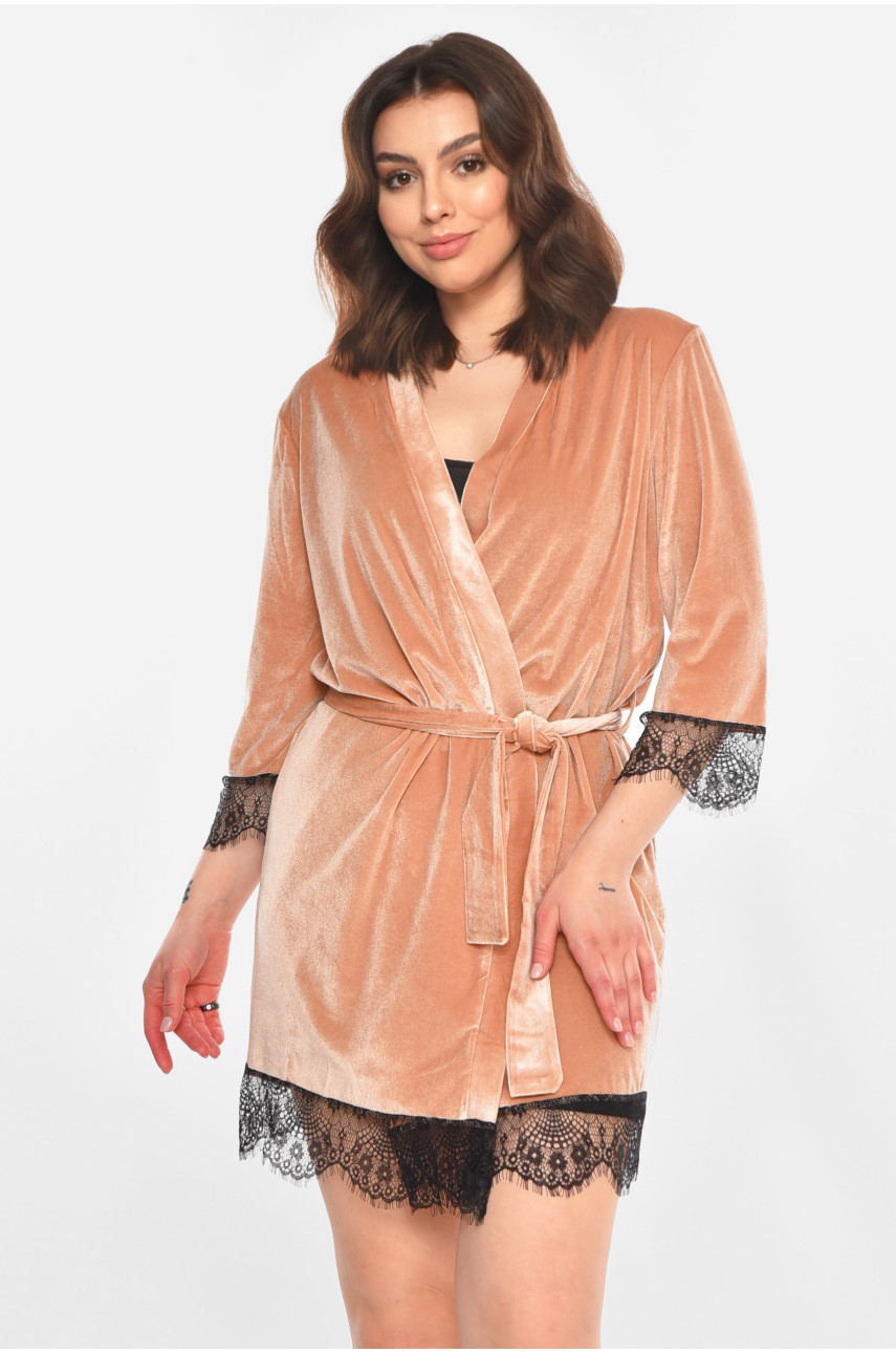 Халат женский полубатальный велюровый бежевого цвета М08/1 212234