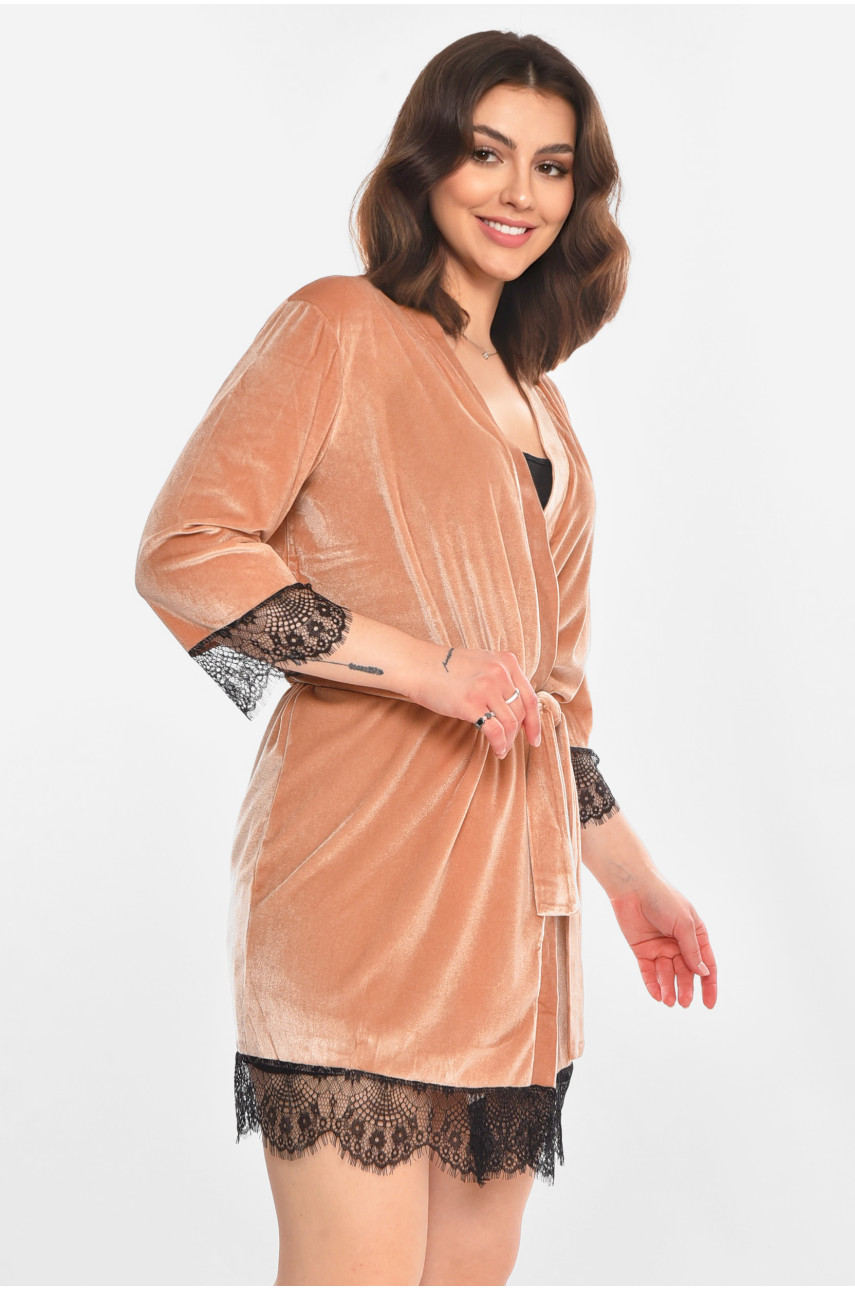 Халат женский полубатальный велюровый бежевого цвета М08/1 212234