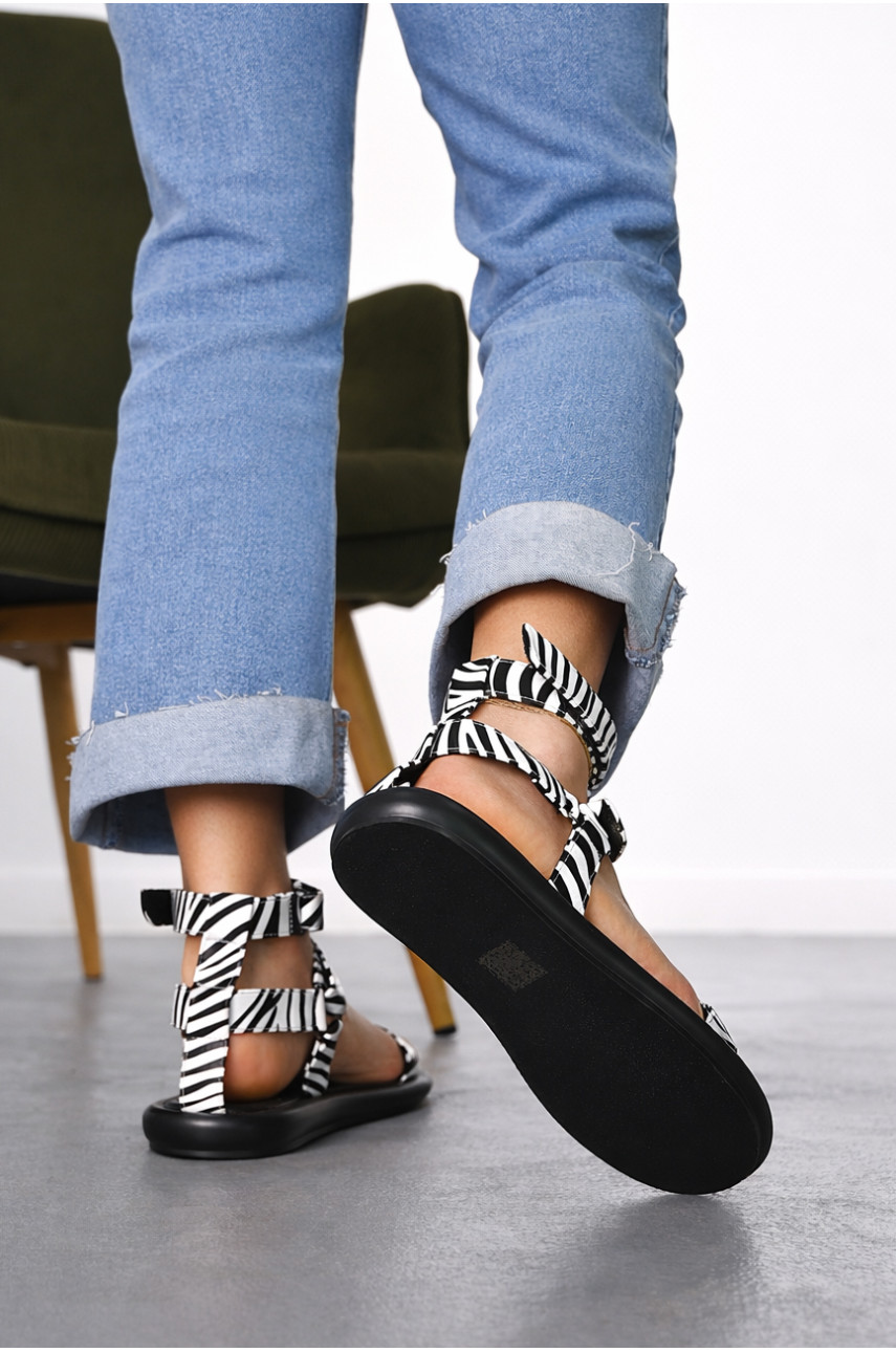 Босоніжки жіночі черно-білого кольору W 2260-17 212270