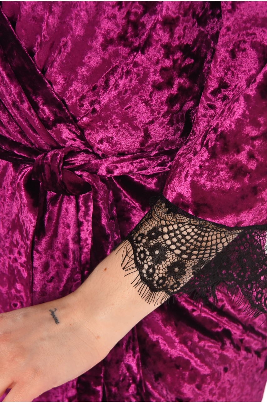 Халат женский велюровый фиолетового цвета М06 212277