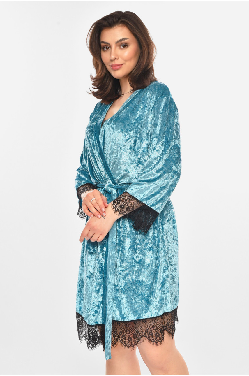 Халат женский полубатальный велюровый зеленого цвета 0630 212313