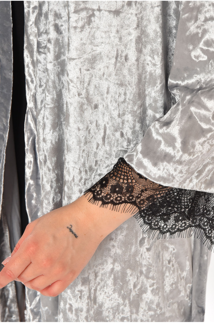 Халат женский полубатальный велюровый серого цвета 212338 Халат женский полубатальный велюровый серого цвета 212338