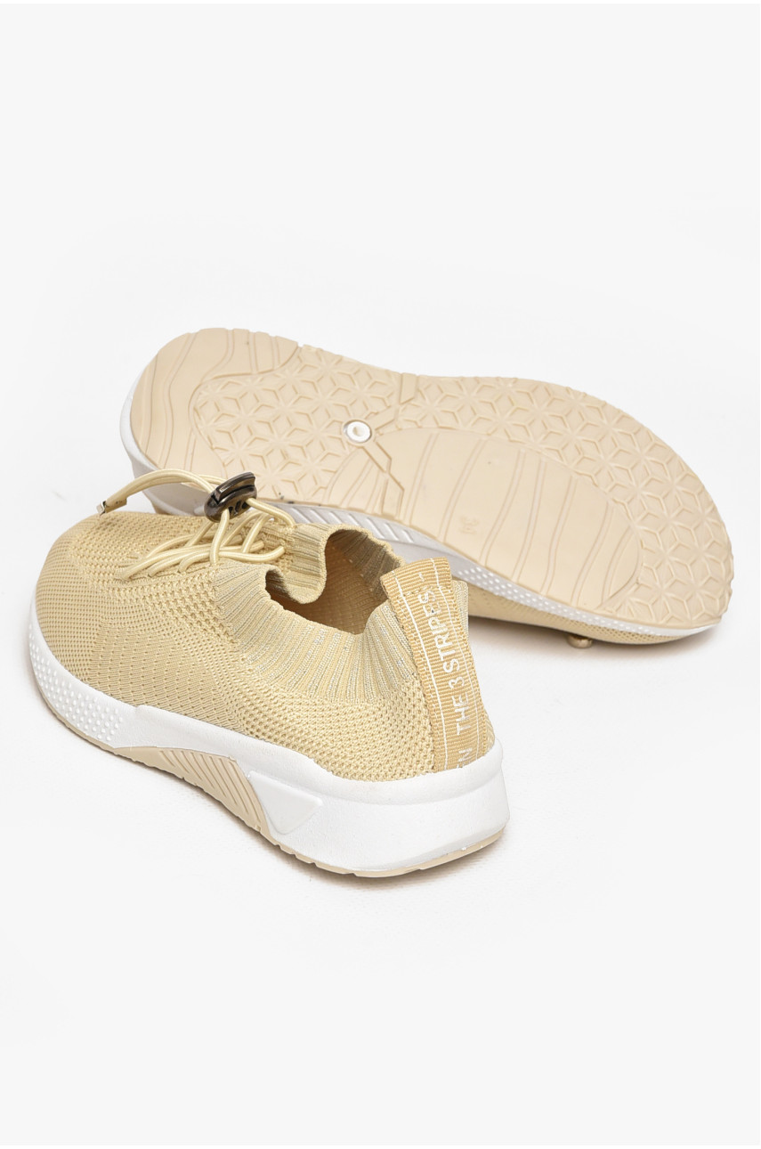 Кроссовки детские бежевого цвета 212391