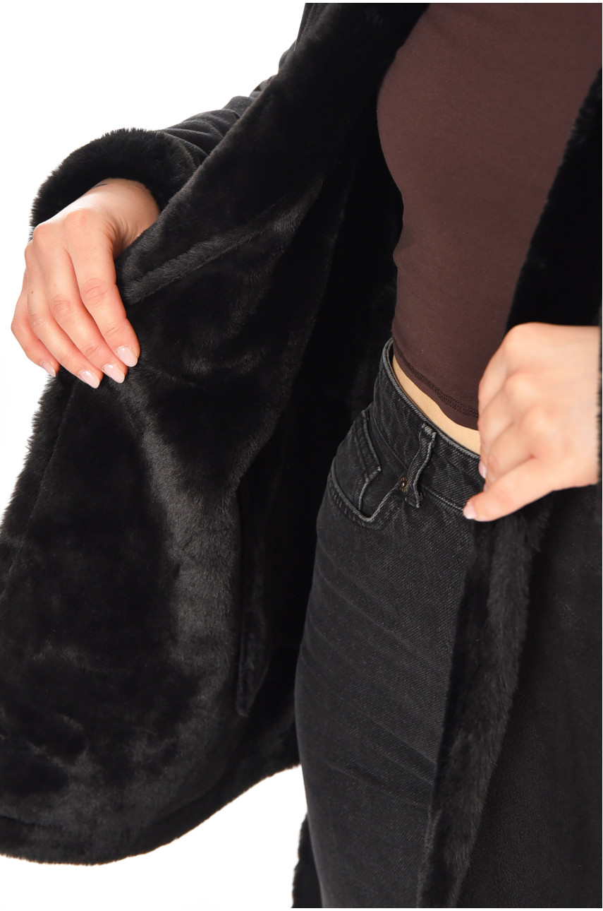 Дублянка жіноча демісезонна чорного кольору 212577