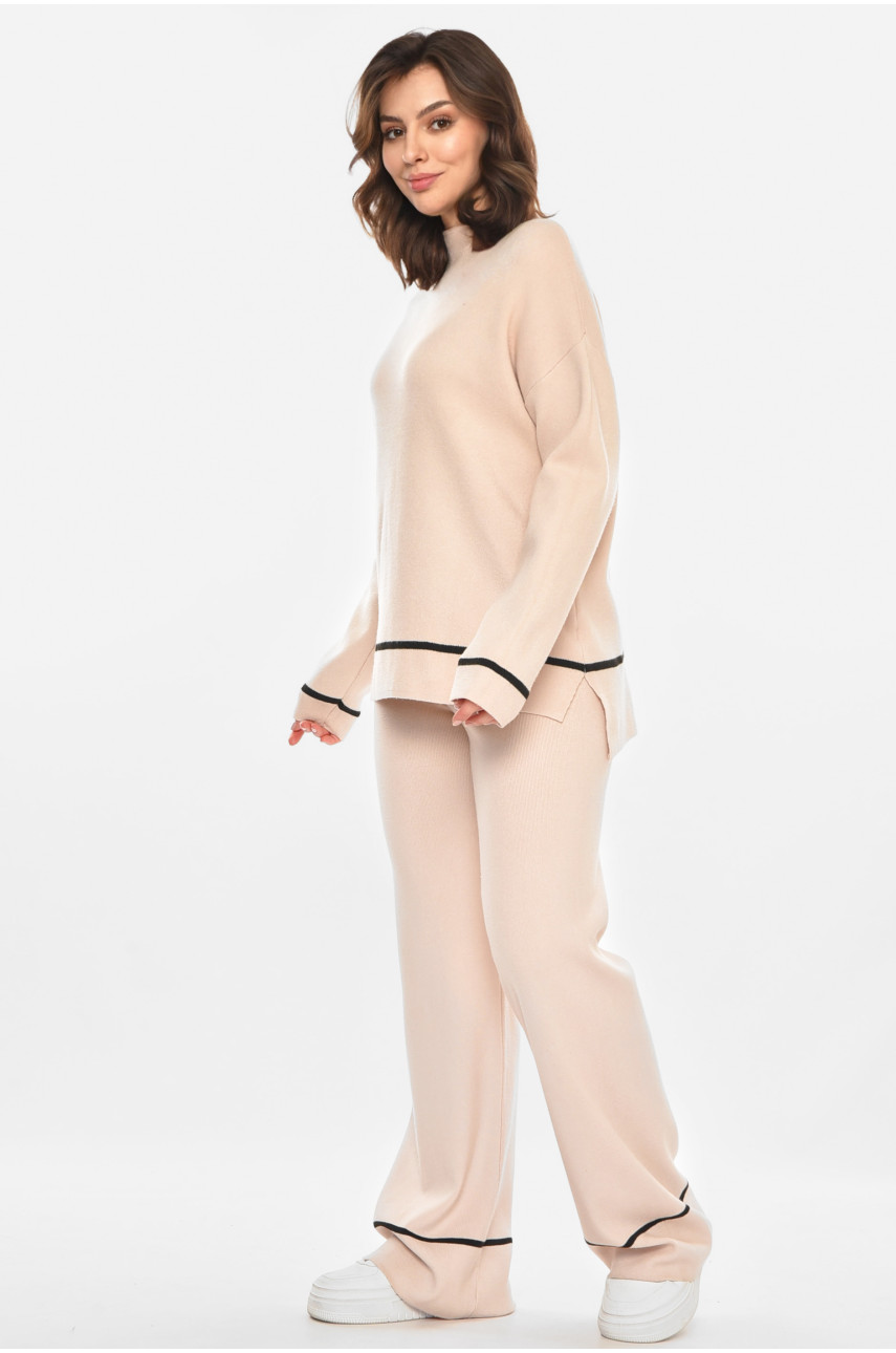 Костюм женский однотонный кашемировый бежевого цвета 212601