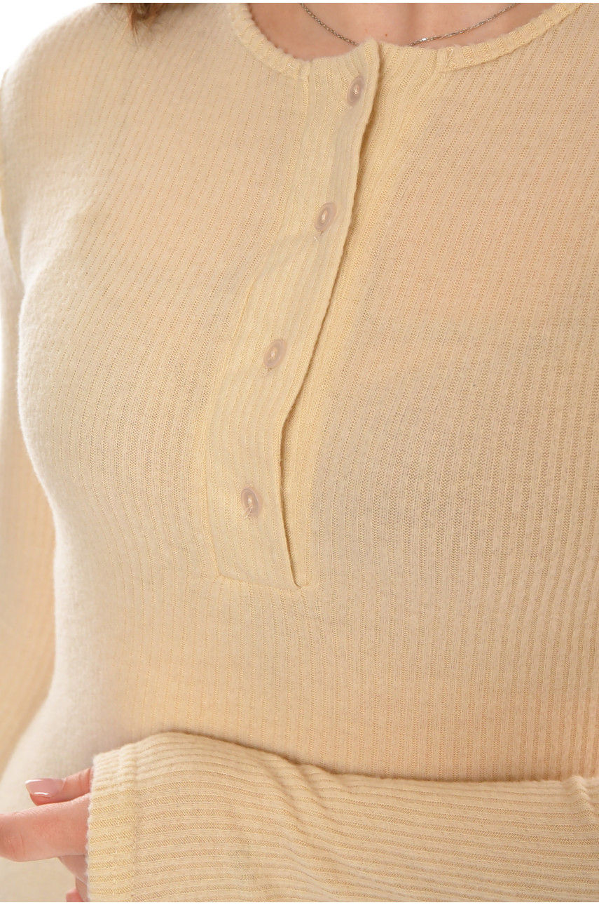 Платье женское однотонное бежевого цвета 212619 Платье женское однотонное бежевого цвета 212619