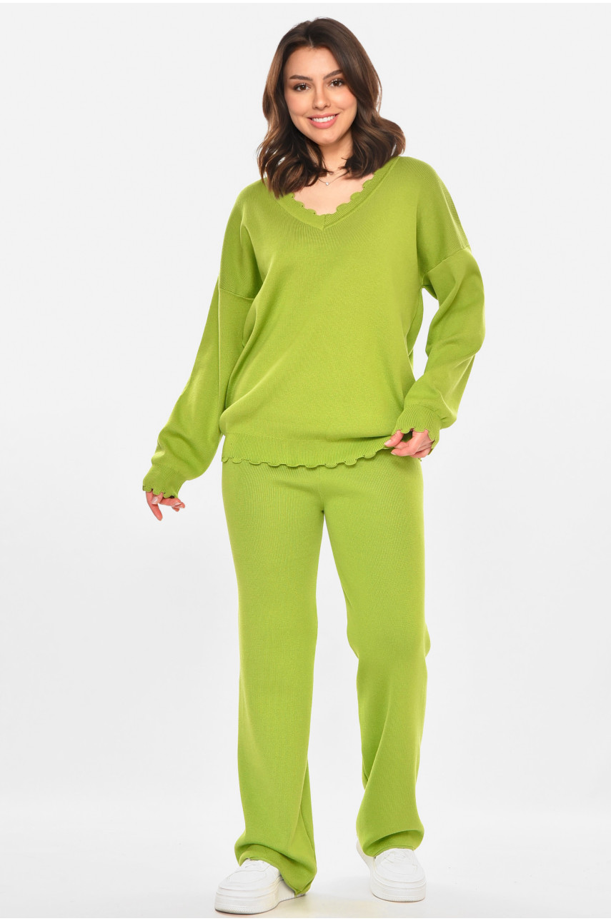 Костюм женский однотонный трикотажный оливкового цвета 212633