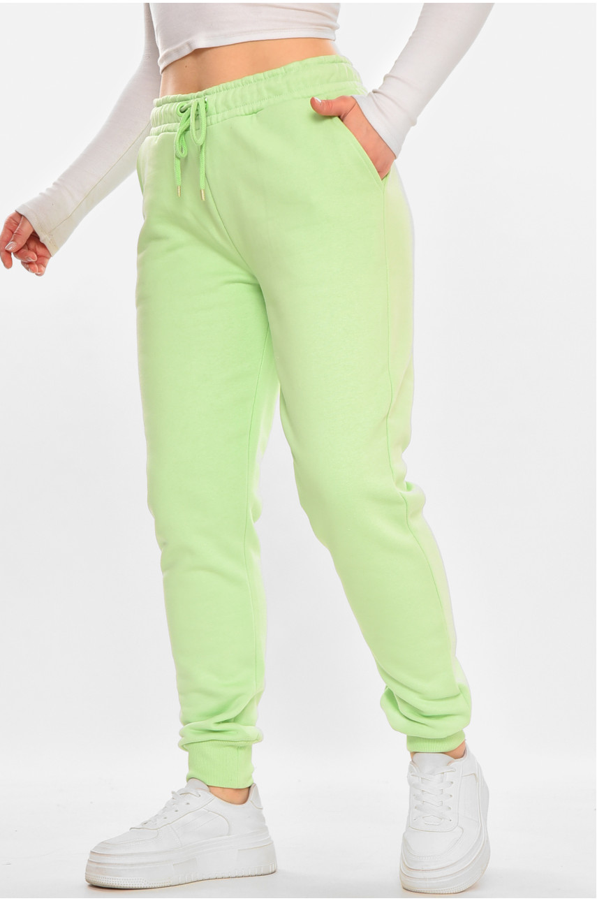 Спортивные штаны женские на флисе салатового цвета 212638
