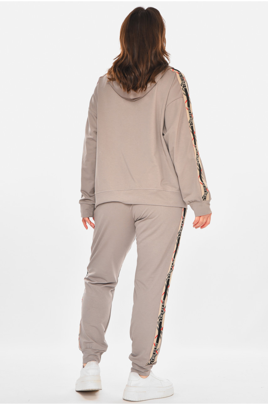 Спортивный костюм женский серого цвета с принтом T-380 212655