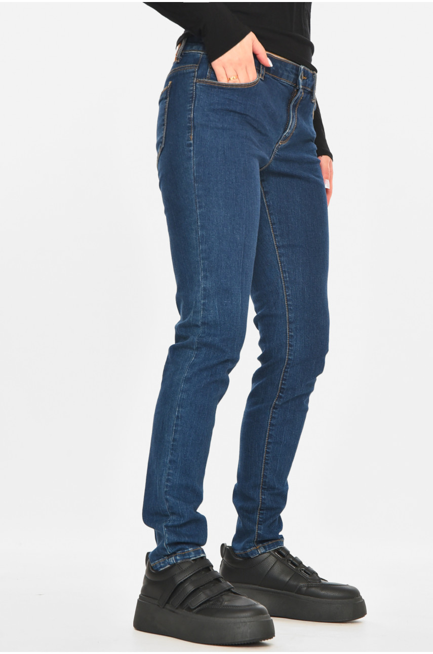 Джинсы женские однотонные тёмно-синего цвета 212757