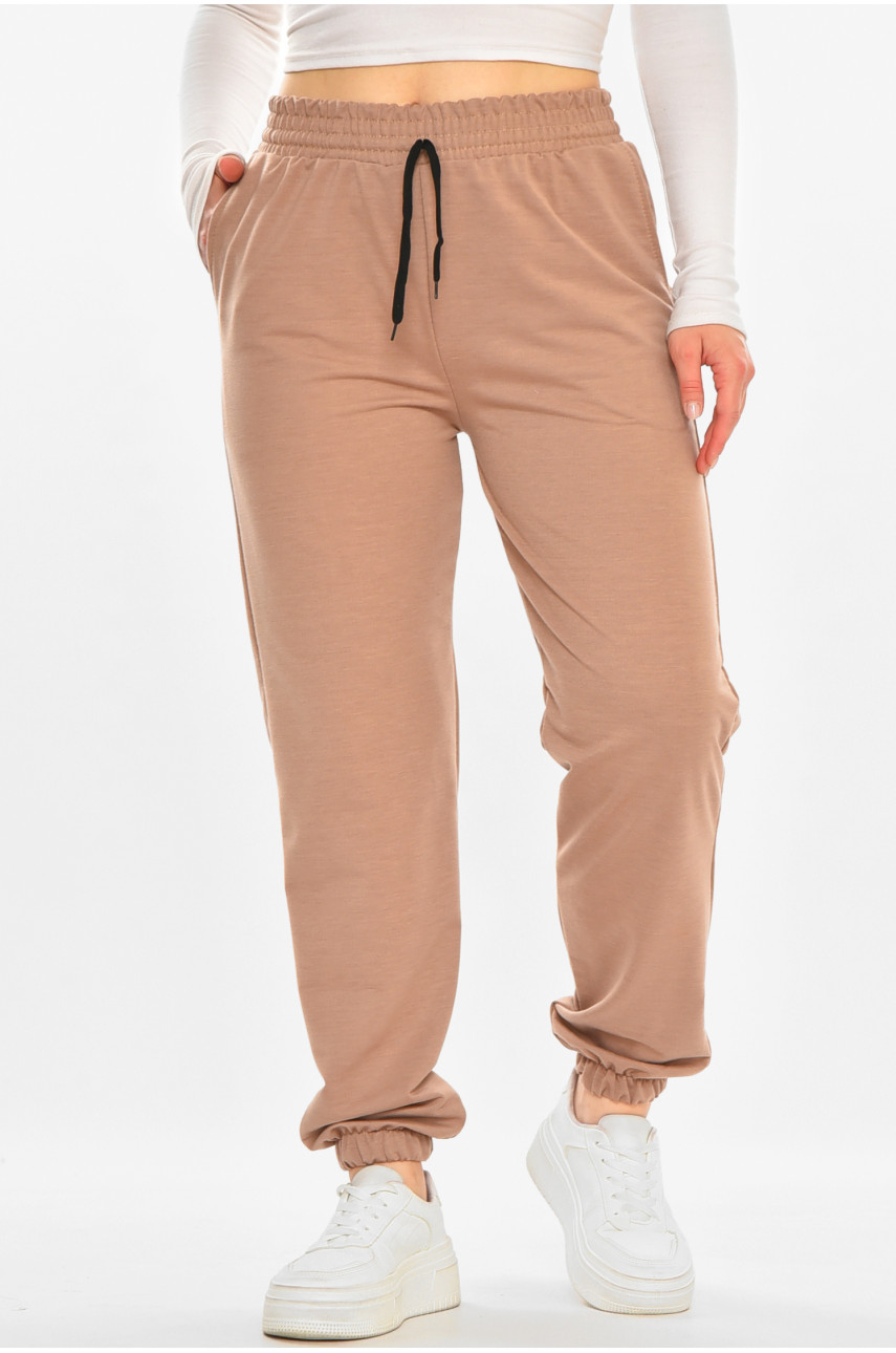 Спортивні штани жіночі напівбатальні темно-бежевого кольору 212834