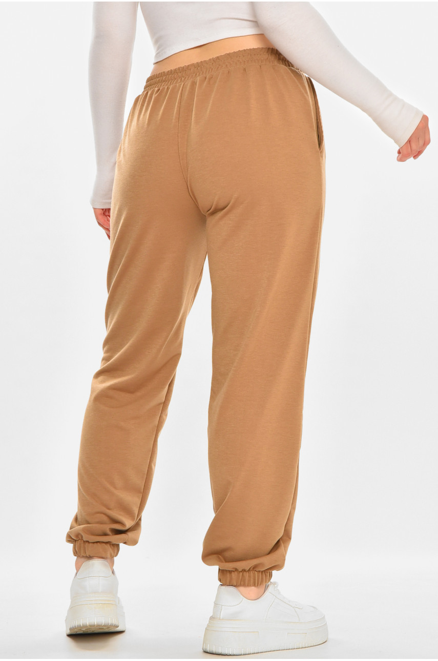 Спортивні штани жіночі напівбатальні однотонні коричневого кольору 212835