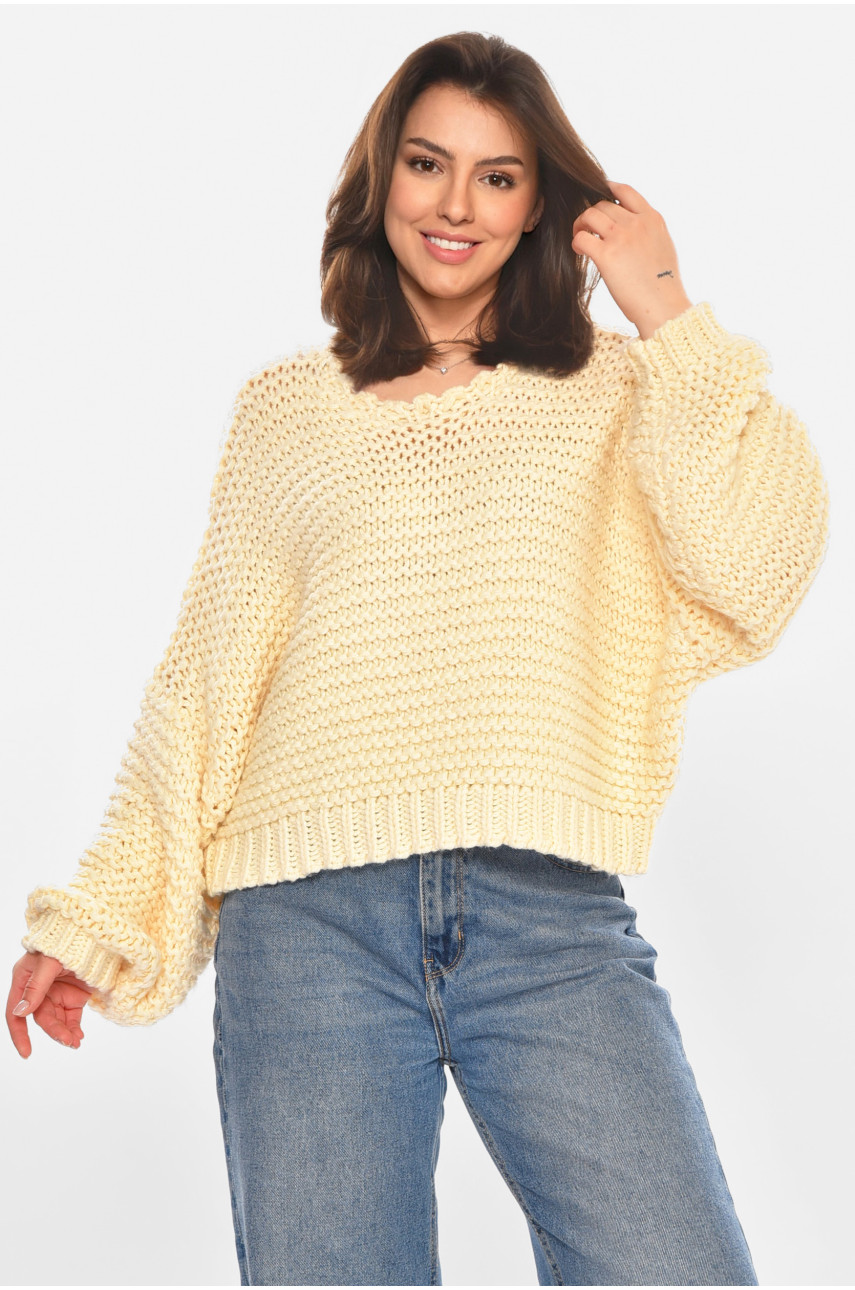 Свитер женский вязаный молочного цвета 212897