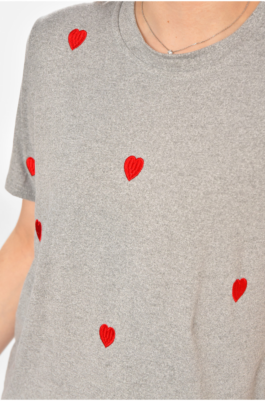 Футболка жіноча сірого кольору з принтом 213438