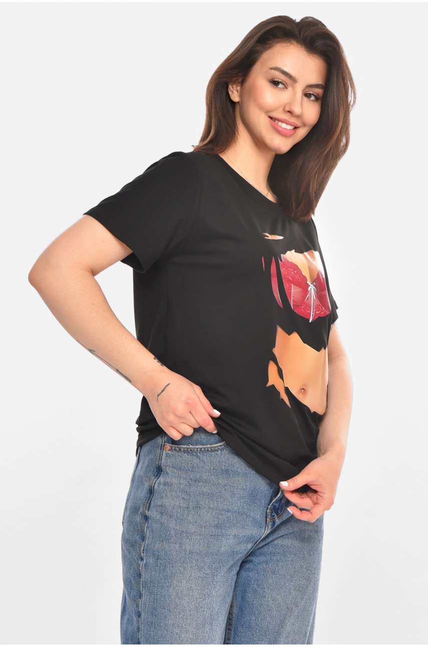 Футболка жіноча чорного кольору з принтом 213444