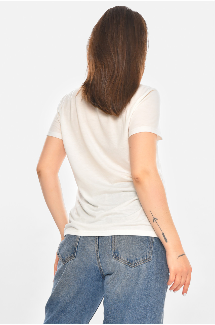 Футболка жіноча білого кольору з принтом 213454