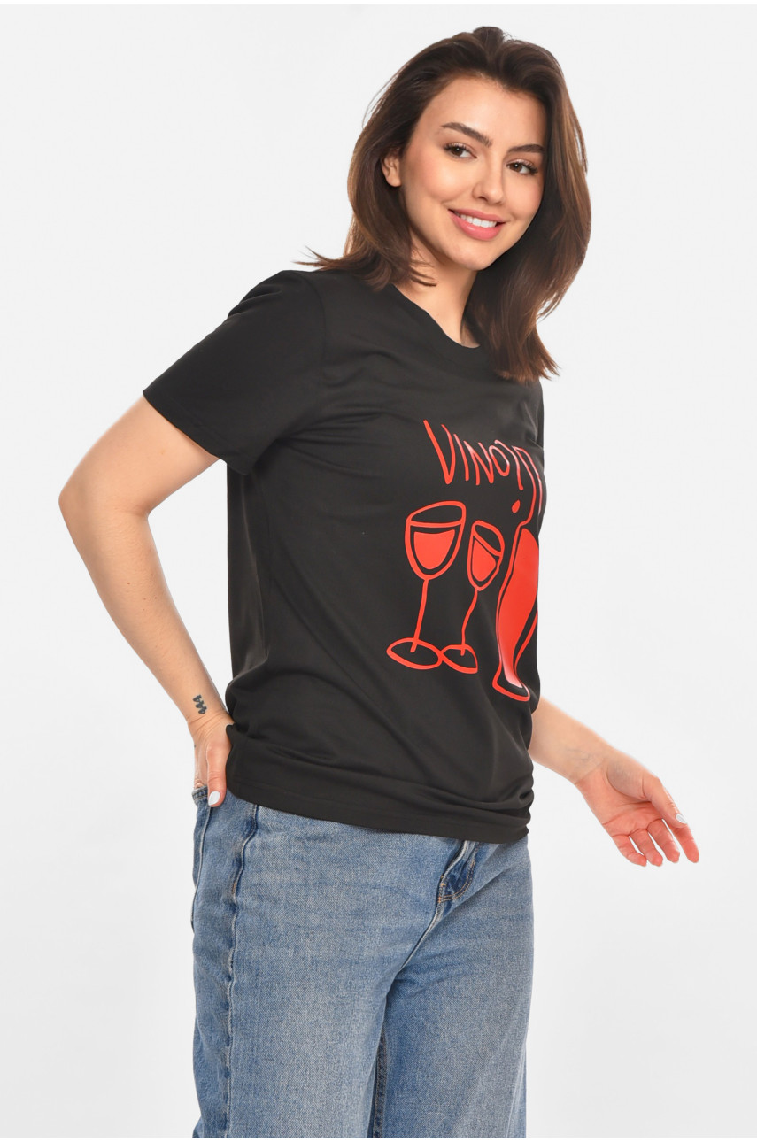 Футболка жіноча чорного кольору з принтом 213459