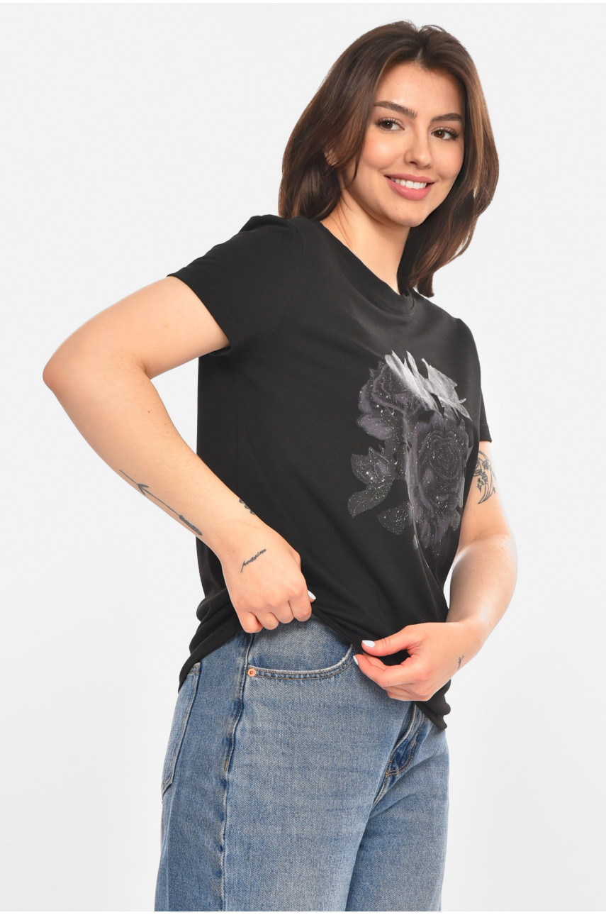 Футболка жіноча чорного кольору з принтом 213471