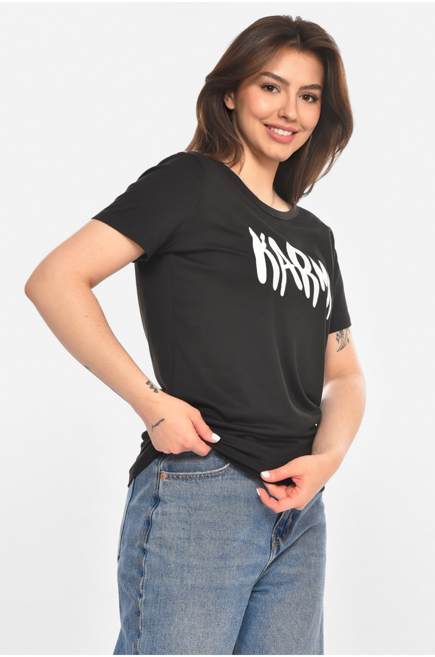 Футболка жіноча чорного кольору з принтом 213485