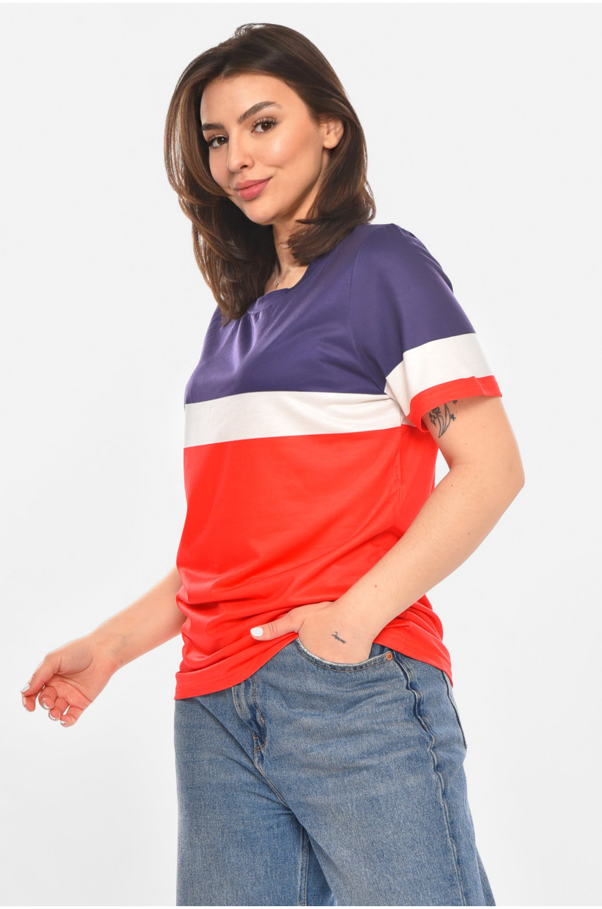 Футболка жіноча червоного кольору з принтом 213487