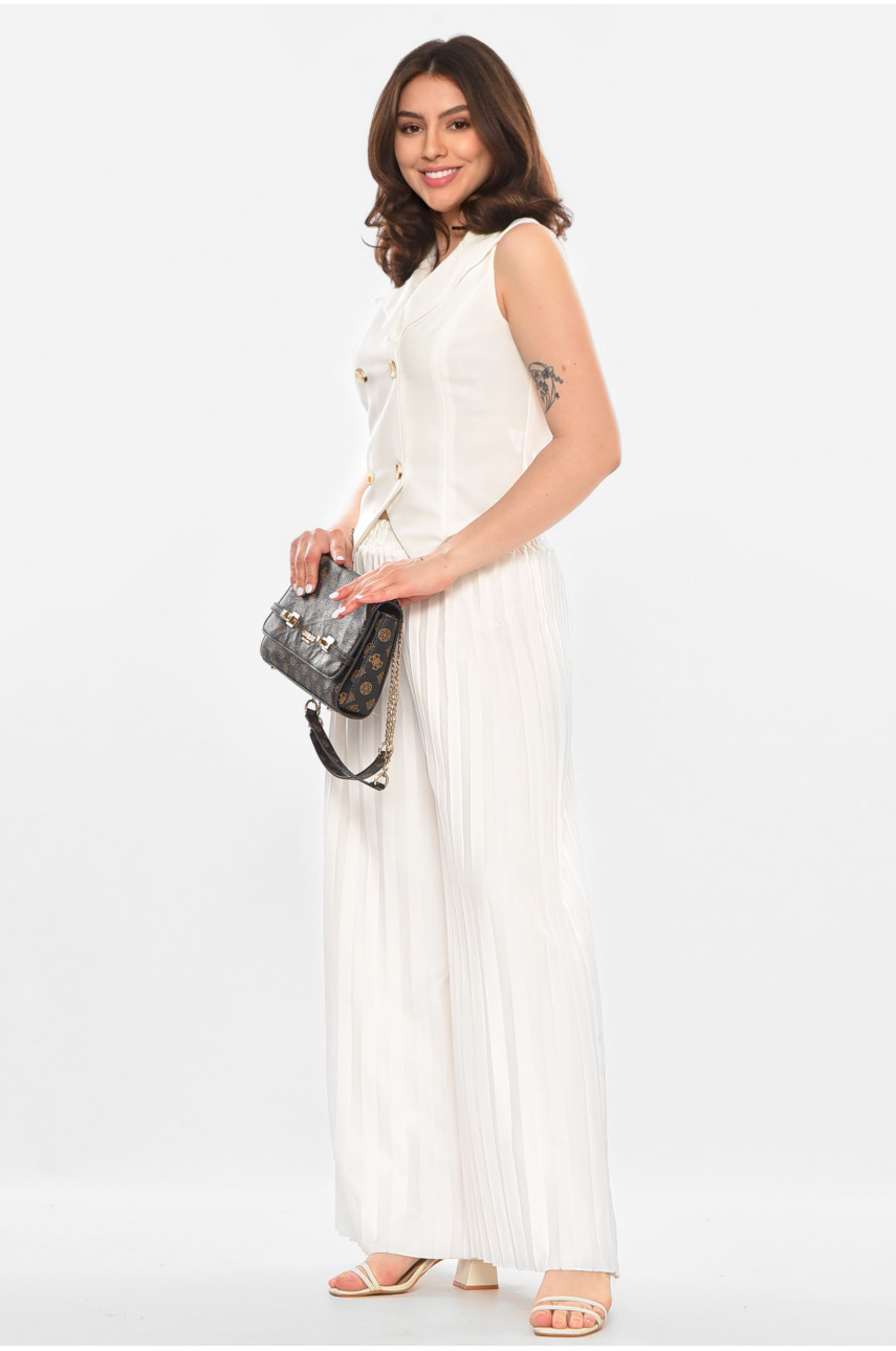 Костюм женский однотонный белого цвета 213648