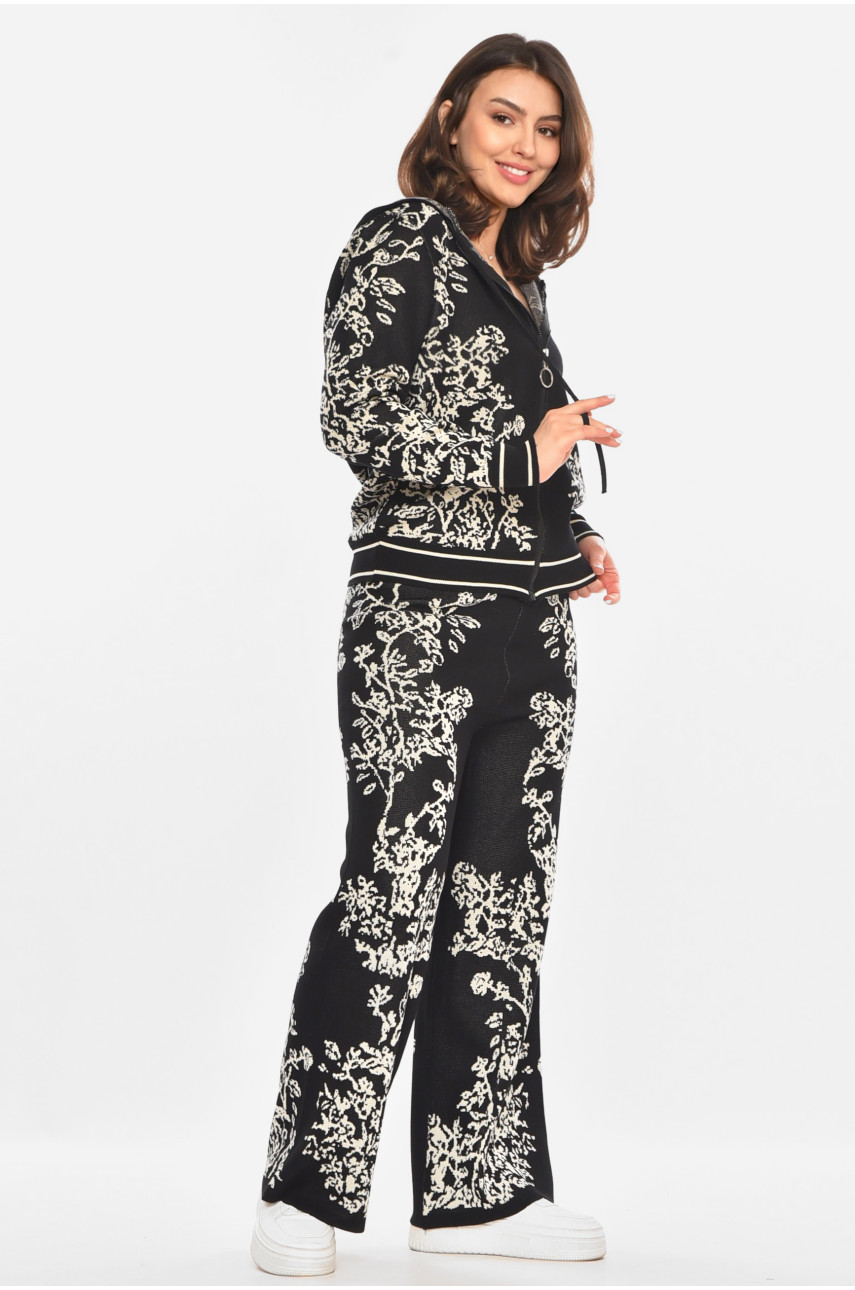 Костюм жіночий трикотажний чорного кольору з принтом 213688
