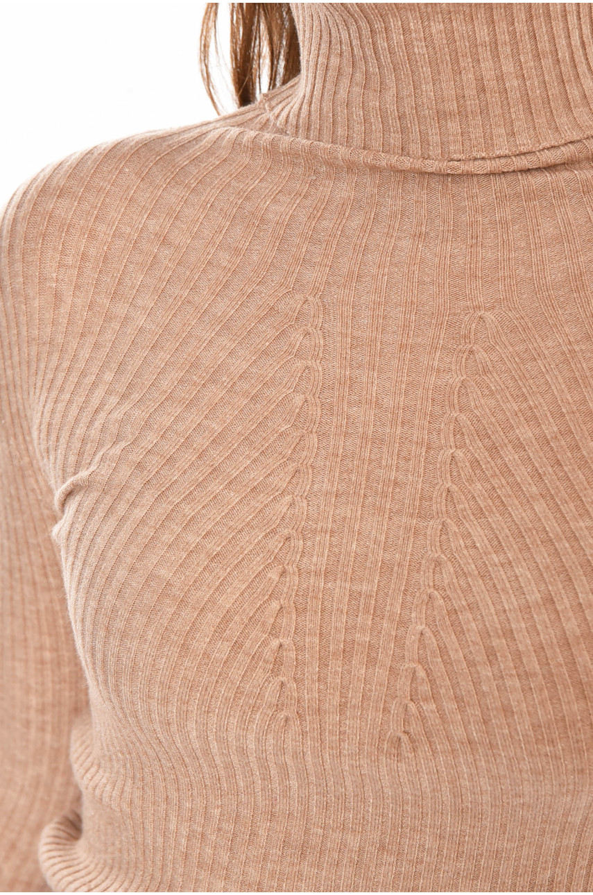 Гольф жіночий однотонний бежевого кольору 213777