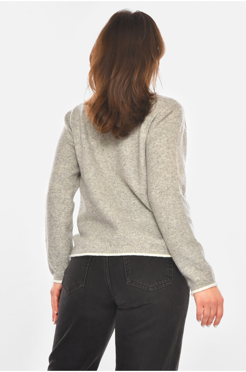 Кофта жіноча сірого кольору з намистинами 213817