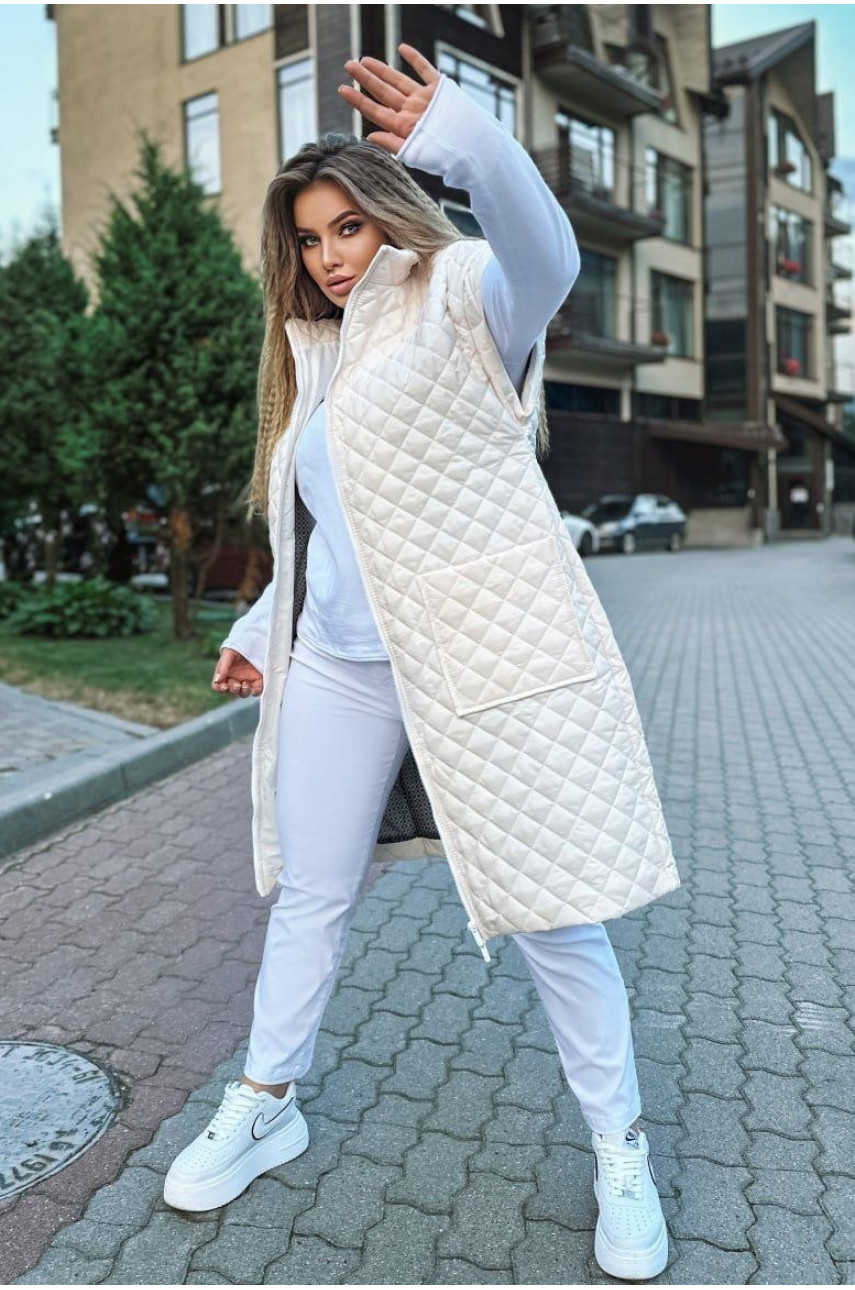 Жилетка женская молочного цвета 460 213987