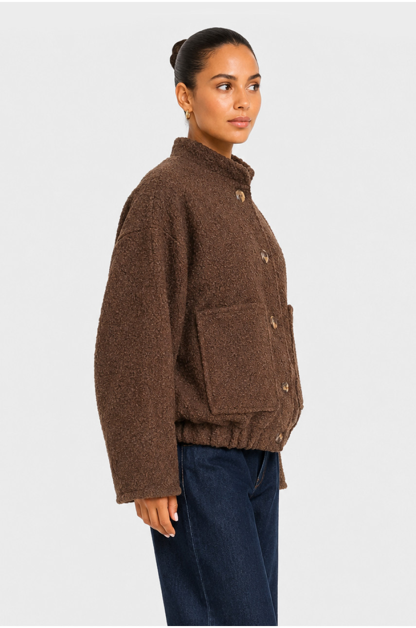 Куртка-бомбер жіноча демісезонна темно-коричневого кольору 068 218340